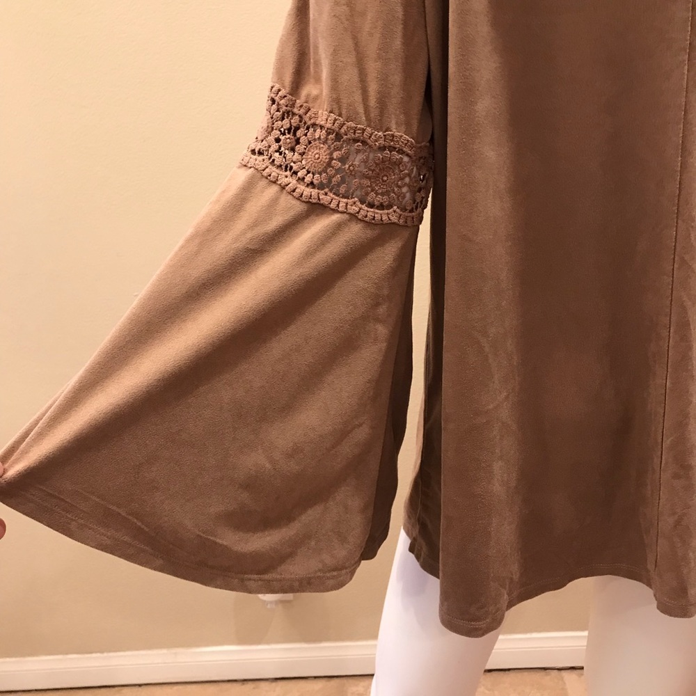 New Directions Faux Suede Brown Top Womens Plus Size 0X XL Bell Sleeve Retro - Picture 12 of 15
